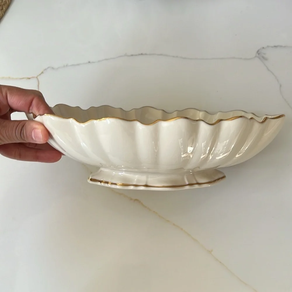 Lenox Vintage Symphony Centerpiece with Gold Trim